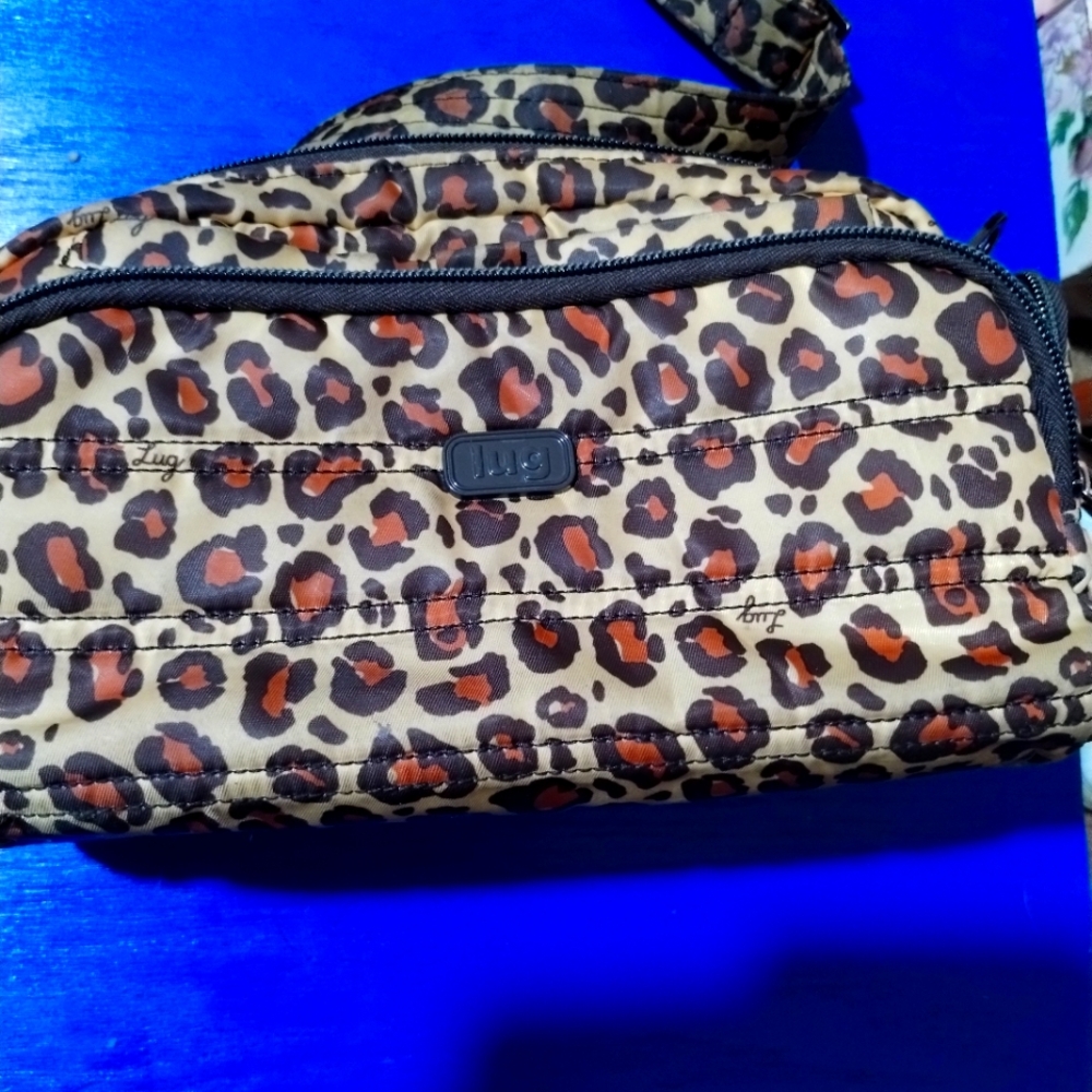 Lug trolley cb organizing crossbody bag with key fob, RFID and pockets!